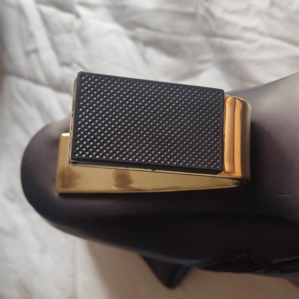 Sleek Black Heeled Boots with Gold Accents - Picture 2 of 6
